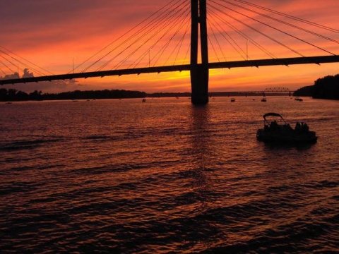 photo of the Bayview bridge at sunset